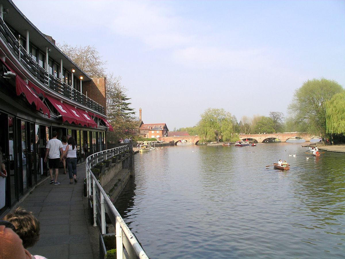 A view of the River Avon from the Royal Shakespeare Theatre | Image by Snowmanradio